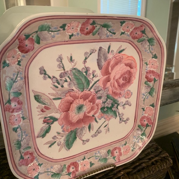 Decorative Square-shaped Ceramic Plate with Roses - Picture 1 of 5